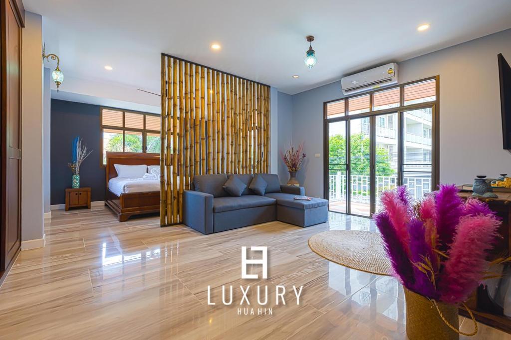 Villa Modern Pool Villa, 4 Bedroom Close To - Hv Hua Hin